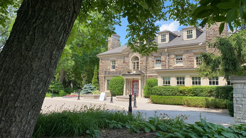 Paletta Mansion and Lakefront Park